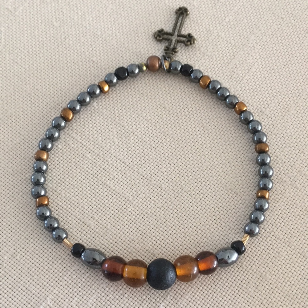HAND CRAFTED Hematite Stretch Bracelet  Aromatherapy Diffuser with Cross Charm - Picture 3 of 3